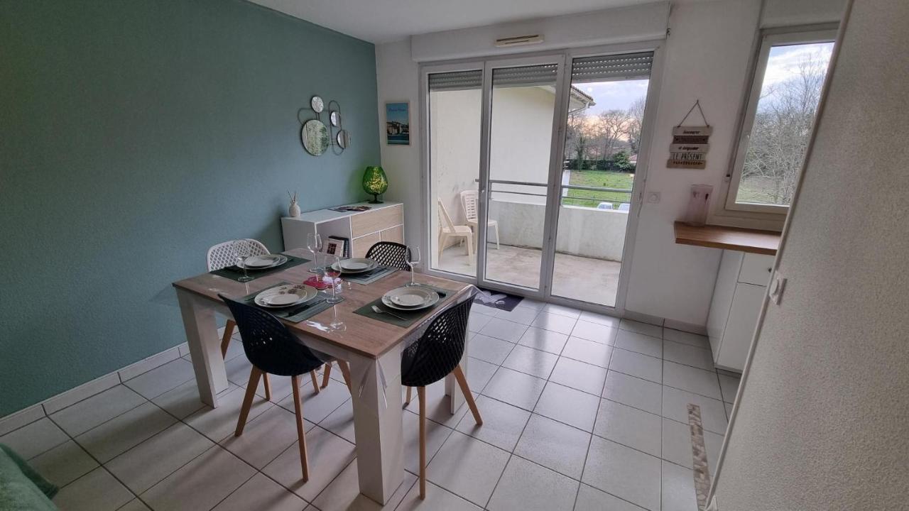 Beau T2 Bien Equipe Au Calme! ! Apartment Saint-Pierre-du-Mont  Ngoại thất bức ảnh